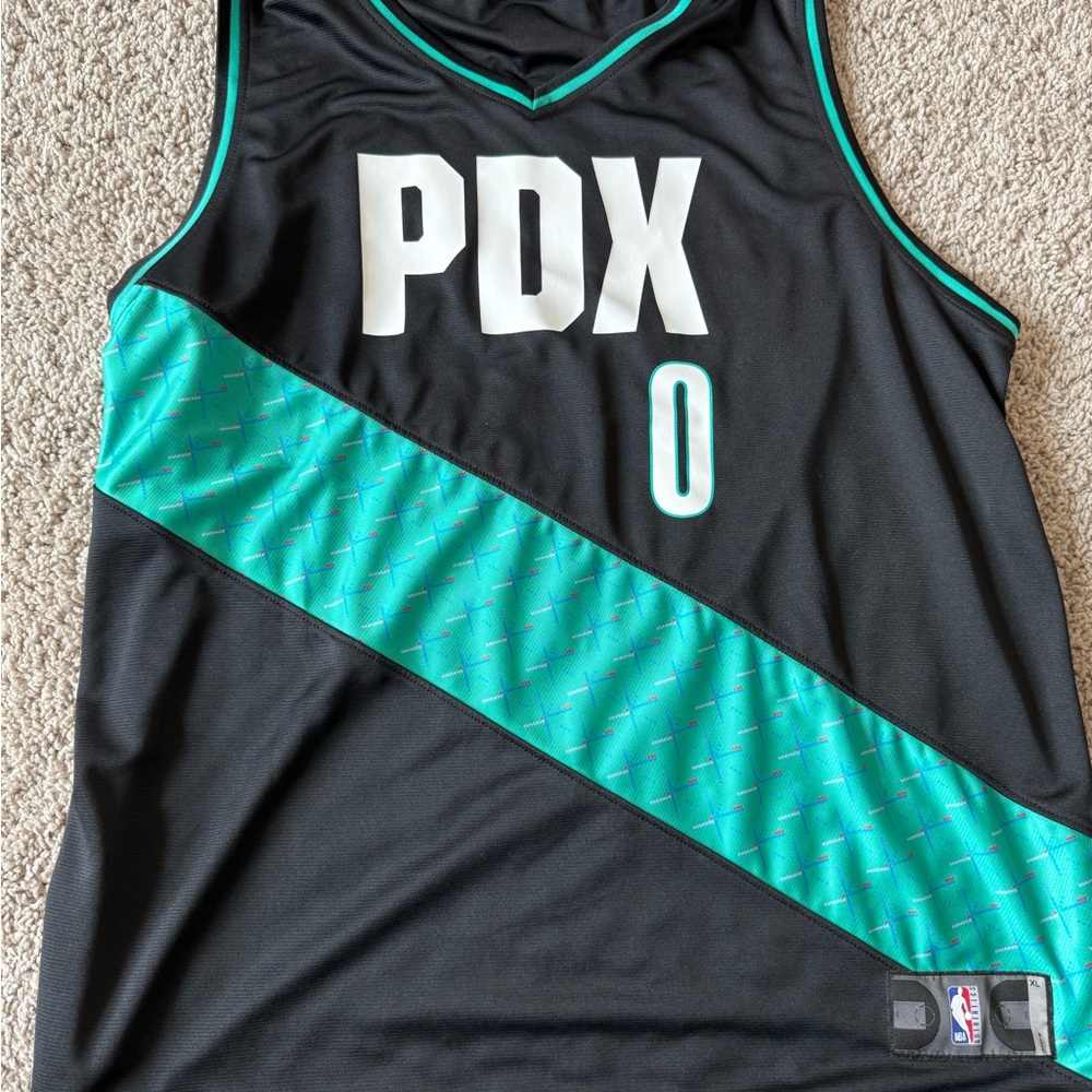 Damian Lillard Portland Jersey